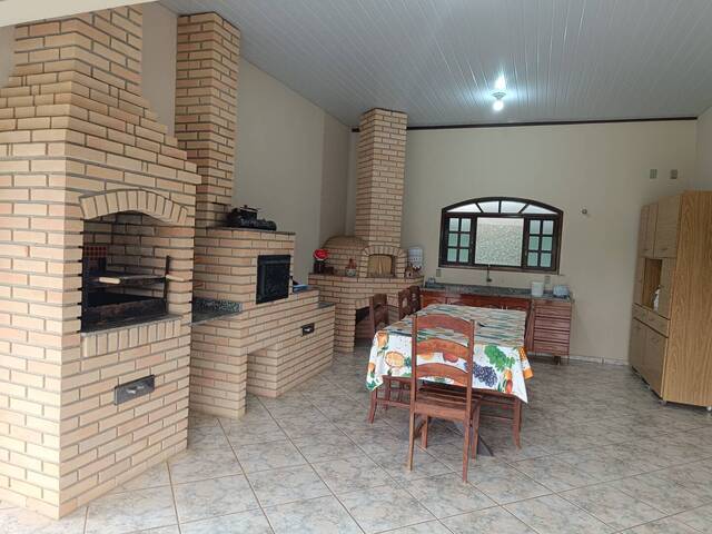 #10 - Casa para Venda em Bom Jesus dos Perdões - SP