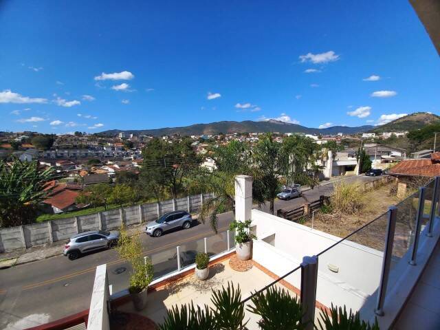 #18 - Casa para Venda em Atibaia - SP