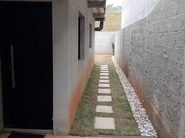 Casa para Venda em Bom Jesus dos Perdões - 5