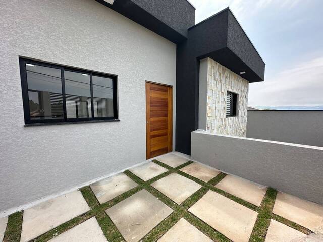 #44 - Casa para Venda em Bom Jesus dos Perdões - SP